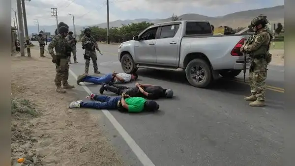 Fiscal ordena liberar a tres sujetos detenidos con armas y balas en Arequipa