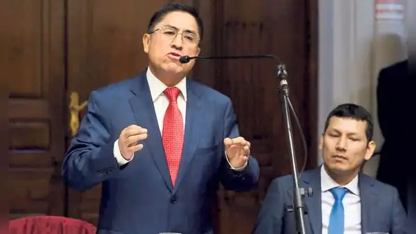 Interpol desactiva búsqueda internacional contra el prófugo César Hinostroza