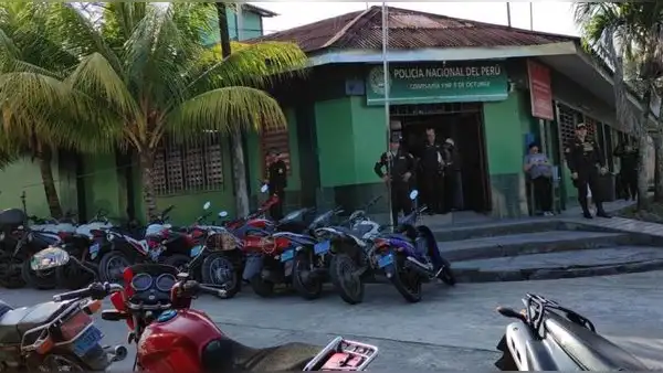 De puerta de comisaría roban motocicleta a un policía en Iquitos