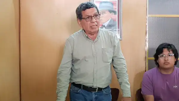Hernando Ceballos: "Boluarte está aislada y se sostiene por pacto con el Congreso"