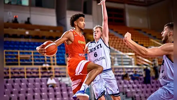 ¡Sigue invicta! España venció 78-56 a Estonia y clasifica como líder en el Eurobasket Sub-20