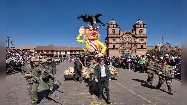 'Tercera toma de Lima': escultura “La descarada” estaría en la marcha contra Dina Boluarte