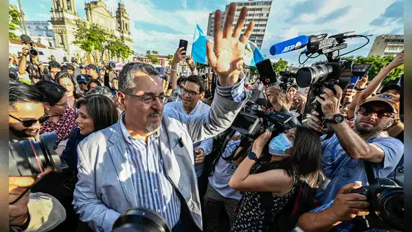Guatemala: por pedido de la Fiscalía suspenden al partido Movimiento Semilla que pasó a la segunda vuelta
