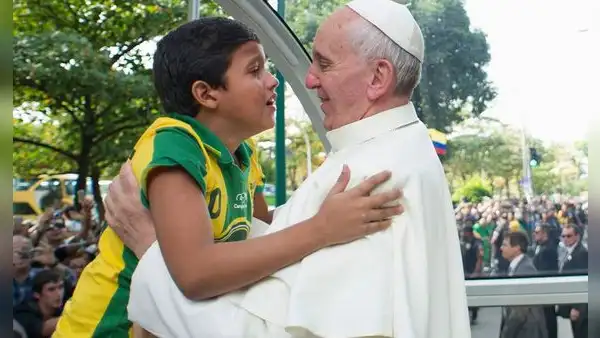 Nathan de Brito, el niño que hace 10 años le juró al papa Francisco ser sacerdote: ¿lo cumplió?