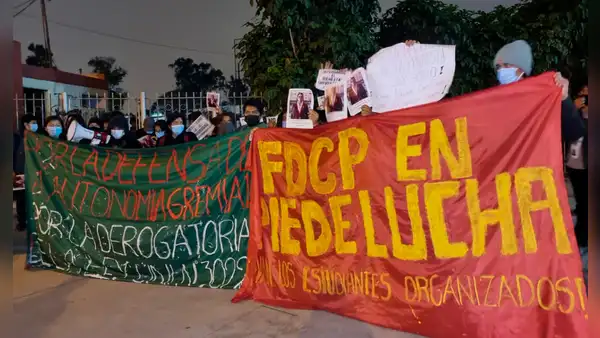 San Marcos: estudiantes protestan en contra de conciertos y suspensión de clases presenciales