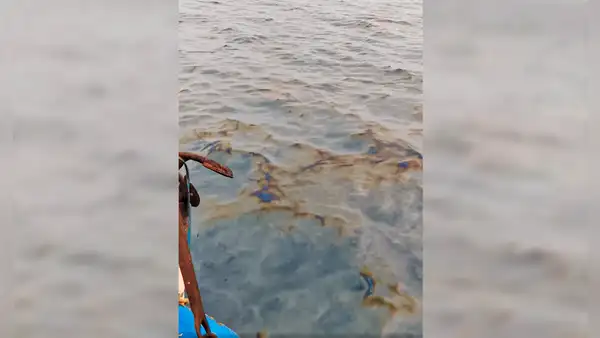 Pescadores advierten derrame de petróleo en mar de Piura