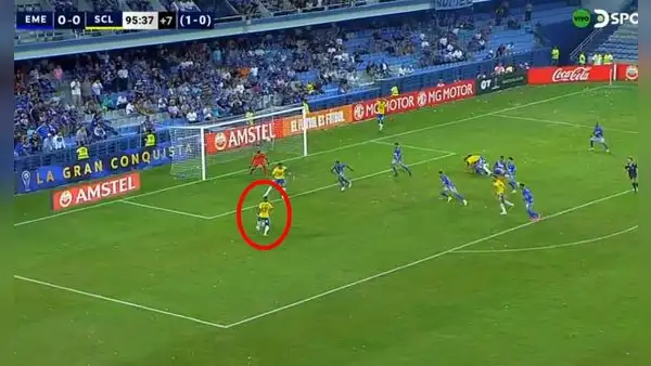 El increíble gol que falló Corozo al último segundo y que pudo cambiar la historia del partido