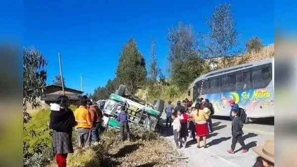 La Libertad: volcadura de tráiler deja 2 fallecidos en carretera Huamachuco-Trujillo