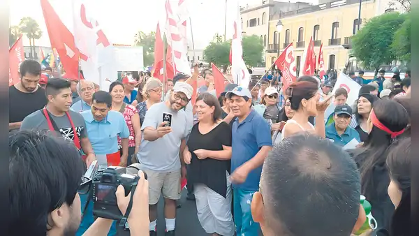 RMP: "Ganó Castillo porque a la mitad del país le pareció auténtico. Con Boluarte, no hay ni eso"