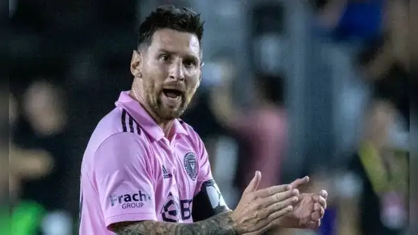 Lionel Messi está a 2 partidos de campeonar, recibir miles de dólares e ir a un torneo continental