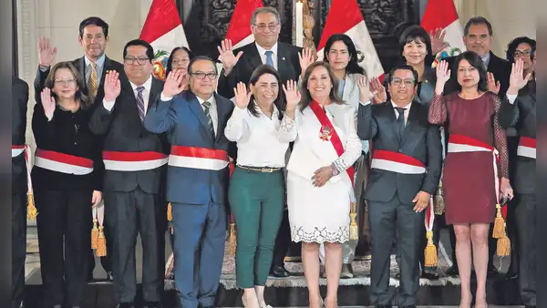 Presidenta de Essalud dice que la sacaron por luchar contra la corrupción