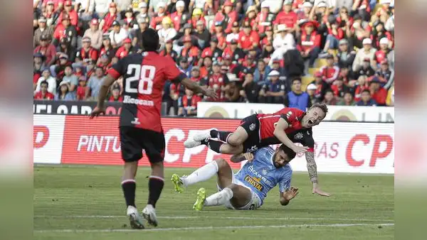 Melgar no sabe ganar