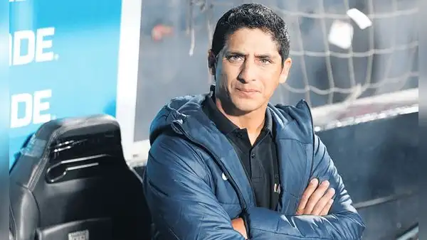 'Chicho' Salas deja de ser el DT de Alianza Lima