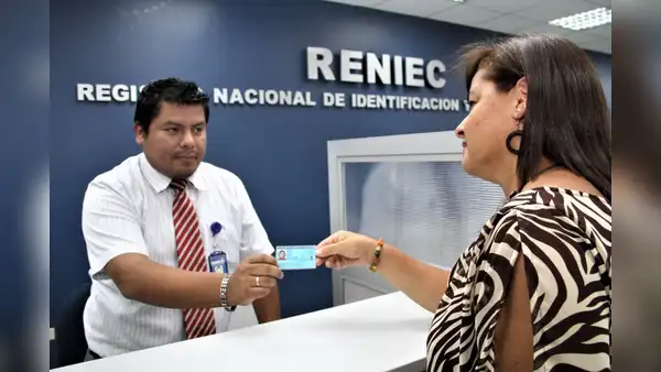 Fiestas Patrias 2023: ¿atenderán las sedes de Reniec este jueves 27 de julio, día no laborable?
