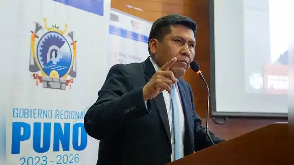 Gobernador de Puno, Richard Hancco, insiste con renuncia de Boluarte