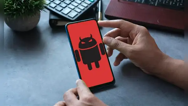 CherryBlos: así es el nuevo malware que puede infiltrarse en teléfonos y espía tus movimientos