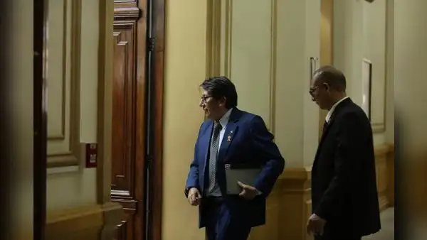 Congreso: la derecha no cederá al cerronismo la Comisión de Constitución