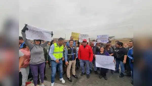Vecinos realizan plantón exigiendo el retiro de los peajes de Puente Piedra