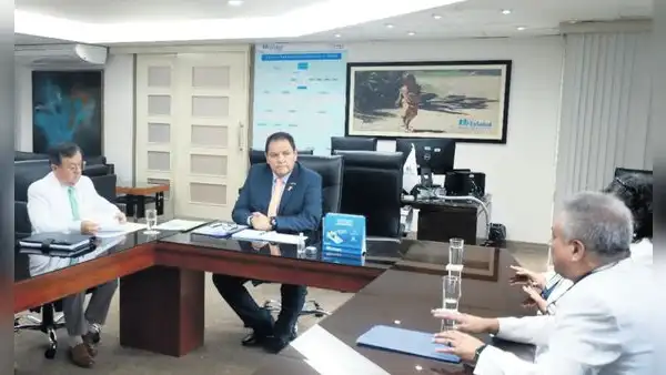 Primer ministro respalda a titular de EsSalud pese a pedido fiscal de 3 años de cárcel