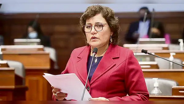 Congresista Silvia Monteza retrocede y retira su firma de PL que restituye inmunidad parlamentaria