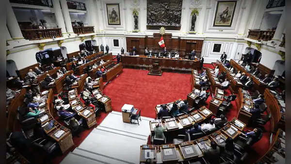¿Qué bancadas liderarán las comisiones del Congreso 2023-2024?