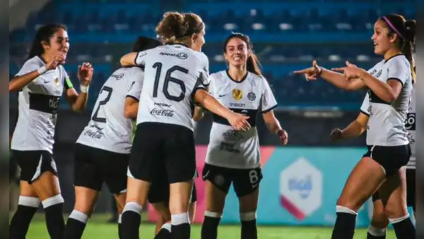 Paliza histórica: Olimpia goleó 5-0 a Cerro Porteño por el Torneo Clausura de la liga femenina