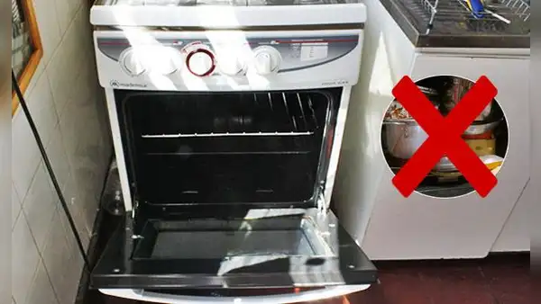 ¿Por qué no debes guardar ninguna olla ni sartén en el horno? La razón te sorprenderá