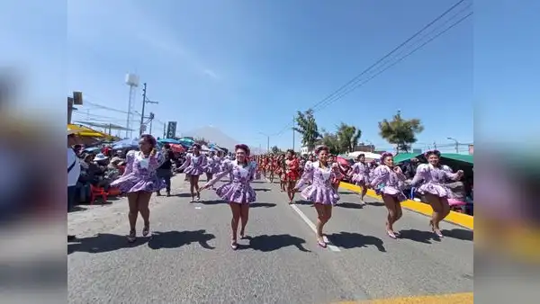 Primer corso por aniversario se hizo en Cono Norte de Arequipa