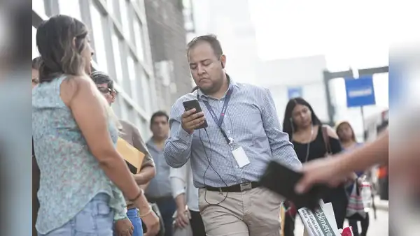 Osiptel: más de 7.000 personas desconocen líneas móviles a registradas a su nombre