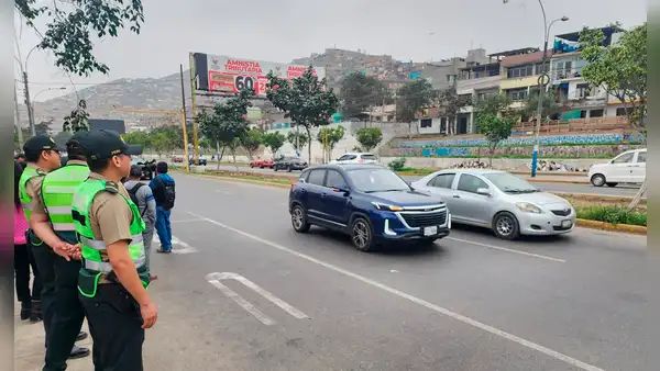 Comas: combis y cústeres no están ingresando a la av. Naranjal desde este 8 de agosto