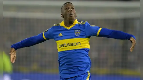 ¿Por qué Luis Advíncula fue tendencia tras la clasificación de Boca Juniors en la Libertadores?