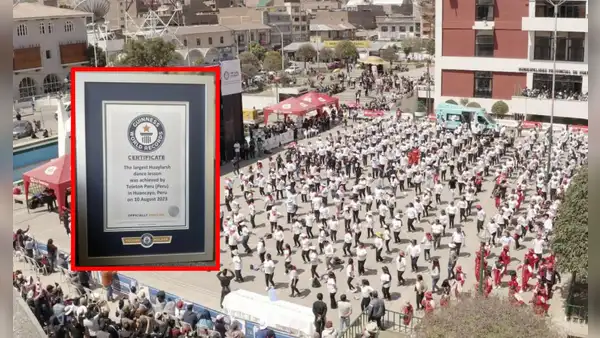 Huancayo bate Record Guinness con la lección de huaylarsh más larga del mundo, con casi 400 personas