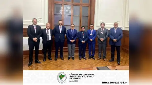 Gobernador Regional y equipo técnico liderado por Presidente de la Cámara de Comercio de Loreto se reunieron con Premier