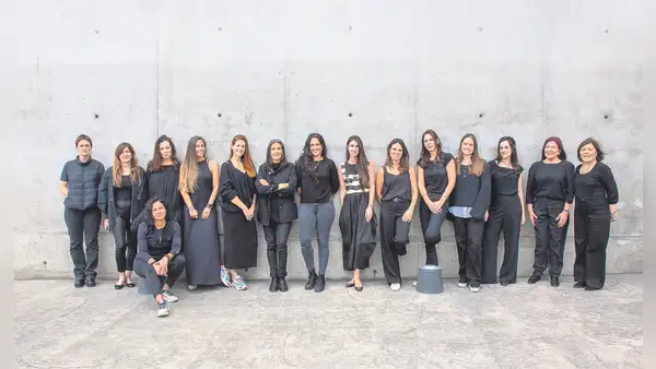 Presentan arte femenino en la exposición Contemporáneas