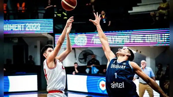 ¡Importante victoria! Chile venció 78-70 a Uruguay y sigue soñando en el Preolímpico