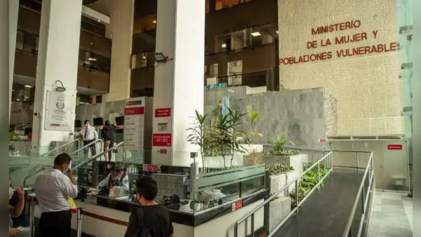 Callao: mujer denuncia intento de feminicidio por parte de su expareja