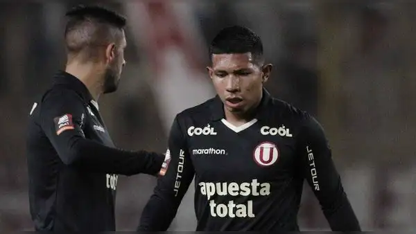 ¡Ferrari, es tu responsabilidad!: hinchas cremas se mostraron furiosos tras empate de la 'U' en el Monumental