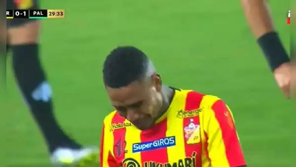 La desgarradora reacción de Arley Rodríguez tras salir lesionado en el duelo ante Palmeiras