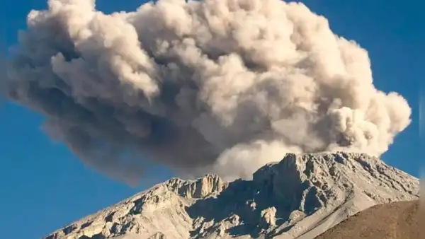 Alerta por volcán Ubinas: una serie de explosiones se registraron en las últimas horas