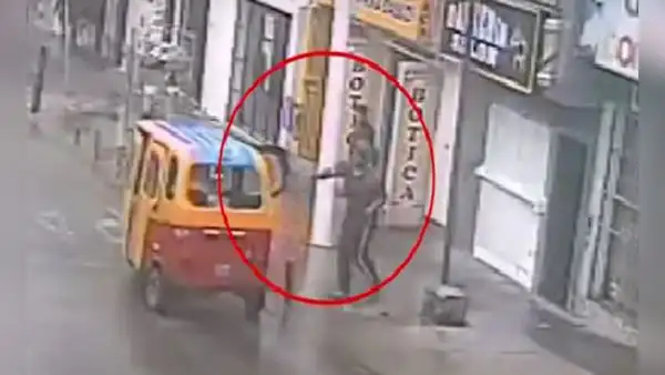 SJM: delincuente amenazó con un cuchillo a un escolar para robarle su celular