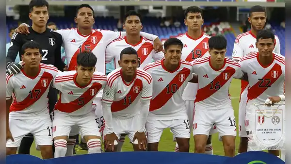 ¿Quiénes son los jugadores sub-23 que convocó Juan Reynoso y con qué finalidad?