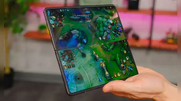 Honor revela que el Magic V2 tendrá función que permite ejecutar 2 juegos en la misma pantalla