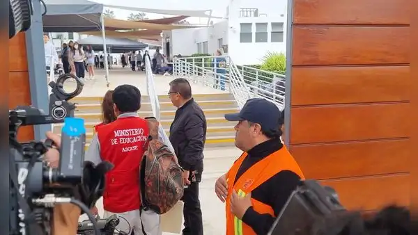Chorrillos: denuncian a alumnos de colegio por editar fotos de sus compañeras para venderlas
