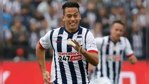 Cristian Benavente revela que acordó reducir su sueldo en Alianza Lima tras ser operado