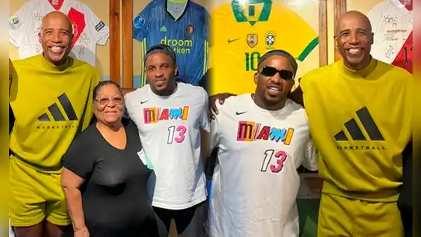 "Familia es familia": usuarios reaccionan a reunión del 'Cuto' y Jefferson Farfán tras 8 años