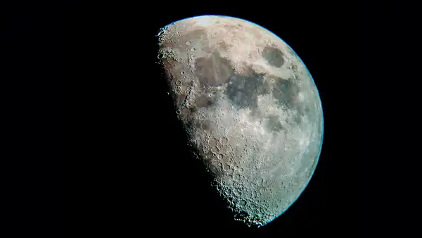 A qué hora se verá la luna azul en España y por qué se llama así esta luna llena