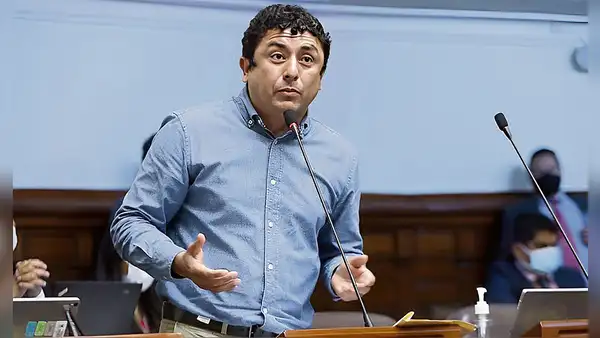 Guillermo Bermejo: testigos implican a congresista en cobro de coima