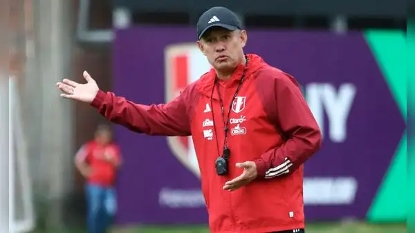 ¿Cuándo Reynoso dará la lista completa de Perú con extranjeros para las Eliminatorias 2026?