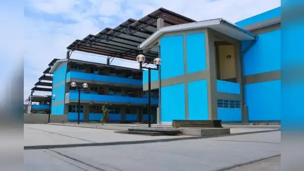 Piura: escolar intentó acuchillar a su compañero en gresca por una deuda de S/50