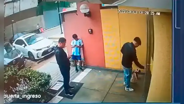 Cámaras de seguridad registran ataque de sujeto contra su perrito pug en el Cercado de Lima